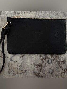 Louis Vuitton Black Leather Zip Pochette with Gold Hardware